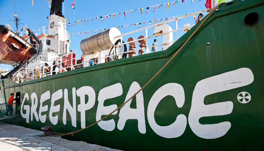 greenpeace boat