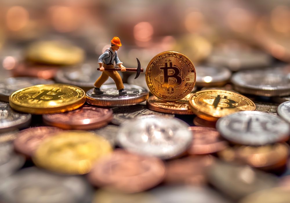 Is the Crypto Industry Really Going Green by 2025? Insights and Progress
